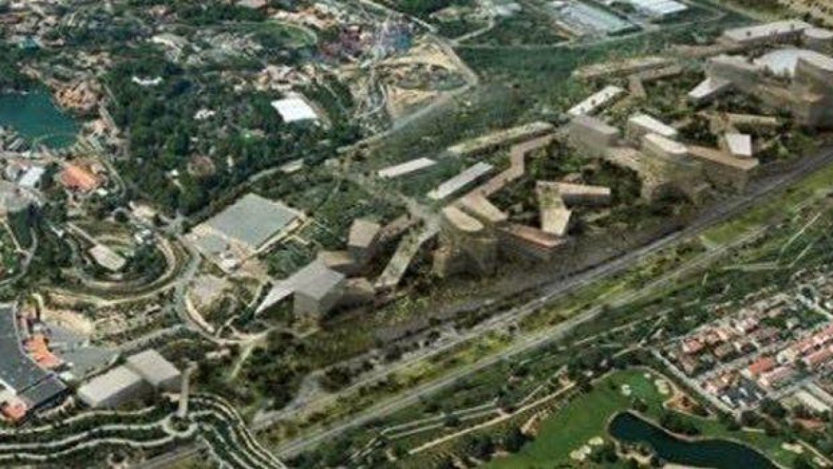 Tuesta reitera que no habrá «ni un solo euro público» al proyecto de BCN World