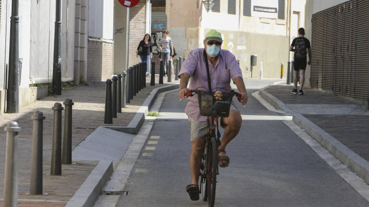 «La bici es un medio muy seguro y reclamaba el metro y medio antes de la Covid-19»