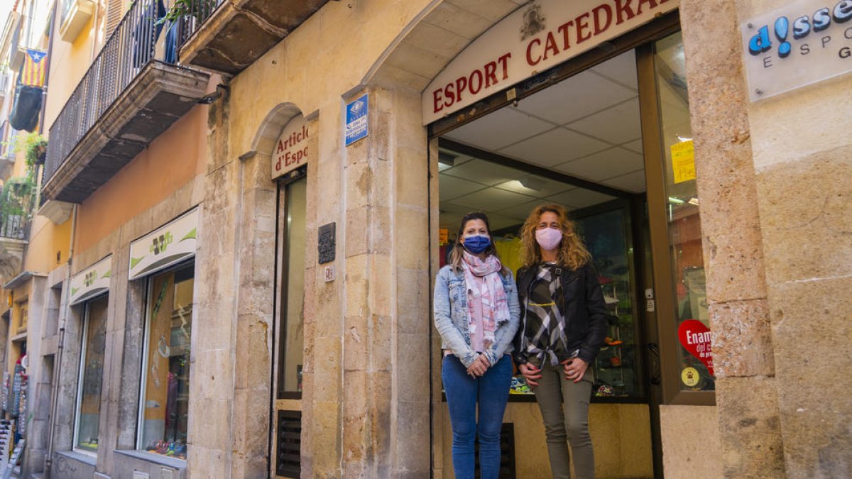 El comerç de la Part Alta es ressent del tancament de bars i restaurants