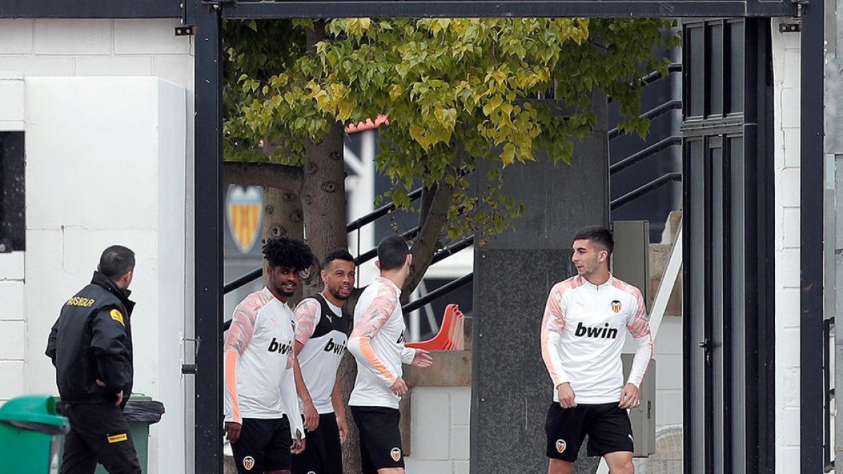 Les dos pròximes jornades de la lliga de futbol professional seran a porta tancada