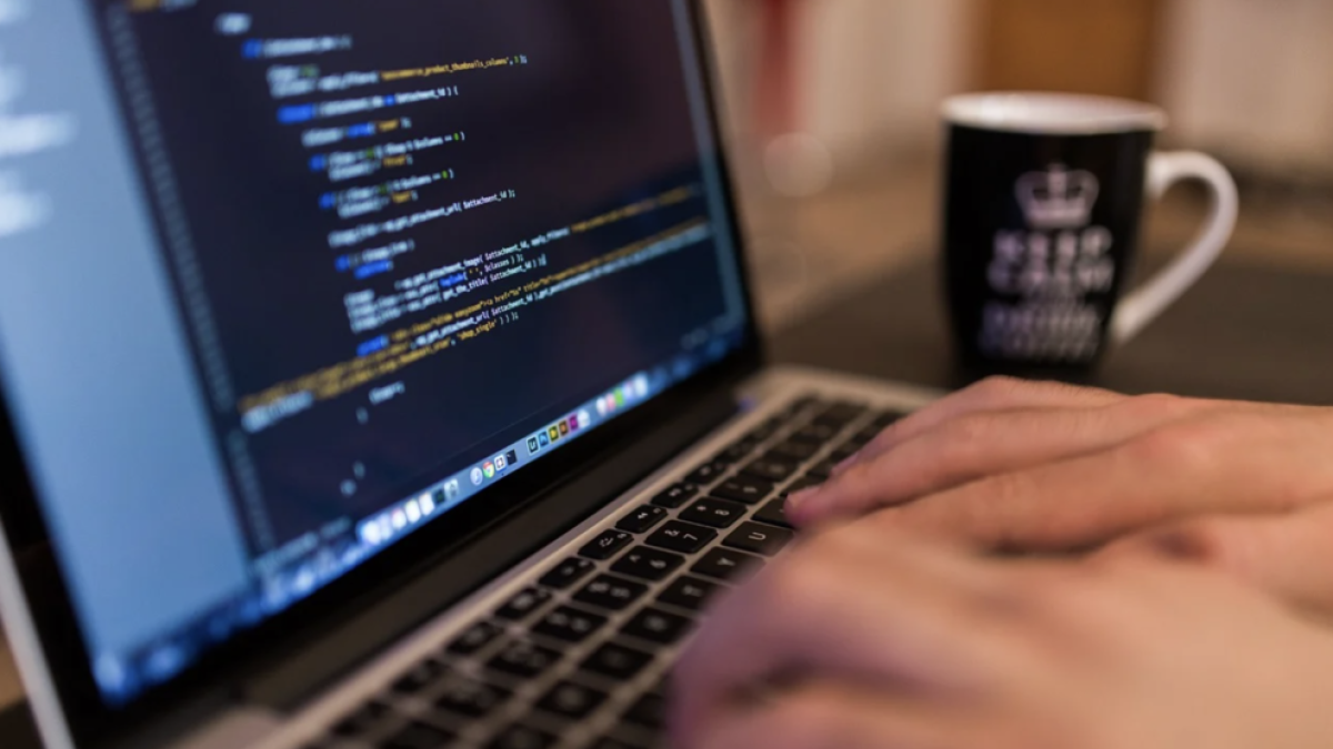 Absolt un noi acusat d'assetjament i distribució de pornografia infantil perquè li havien robat la identitat