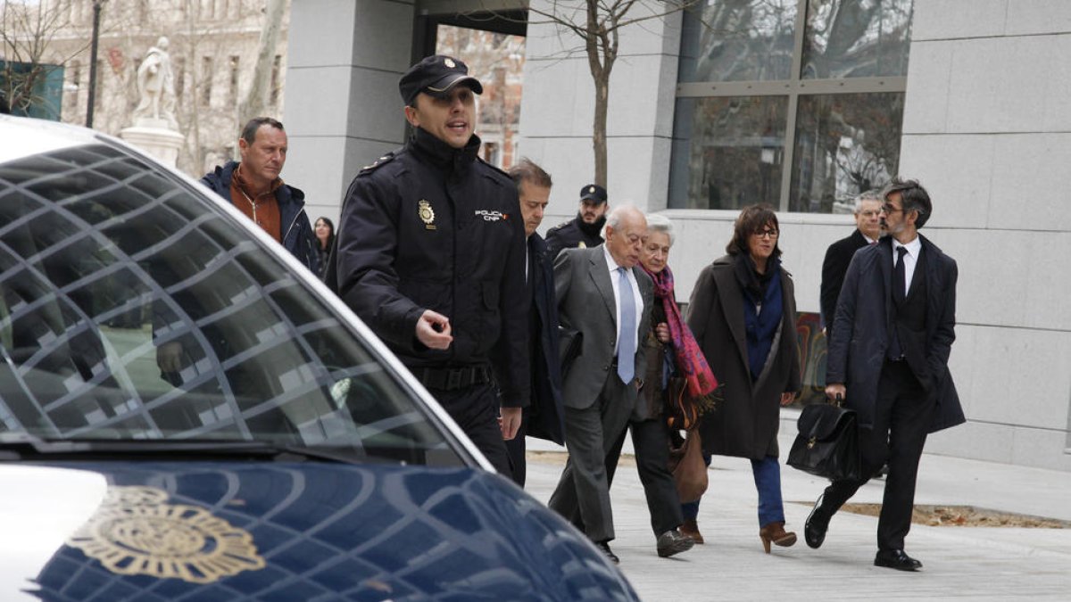Podem demana fins a 20 anys de presó per a Pujol i 54 per al seu fill gran