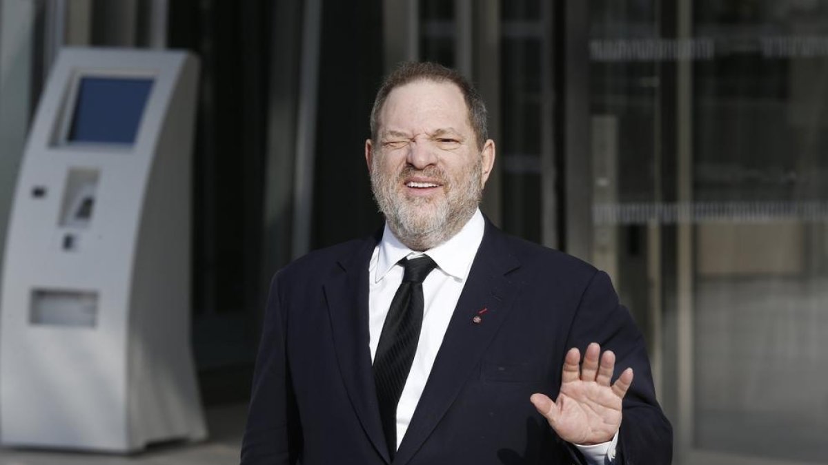 Weinstein condenado a 23 años de prisión por violación y acto sexual criminal