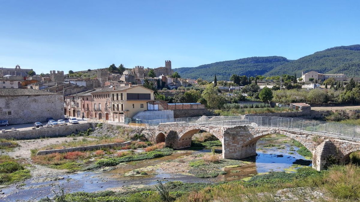 Montblanc aprova els projectes per rehabilitar el Pont Vell i l'entorn afectat per la riuada de fa un any