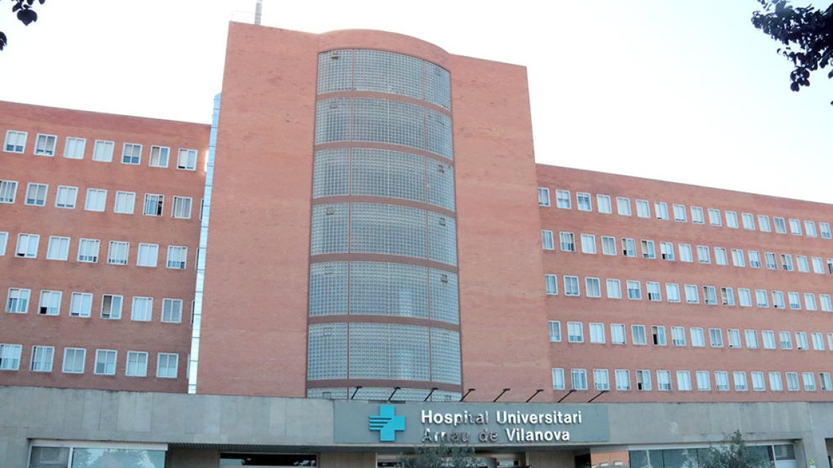 L'Hospital de Lleida considera «crítica» la pròxima setmana per saber si se saturarà