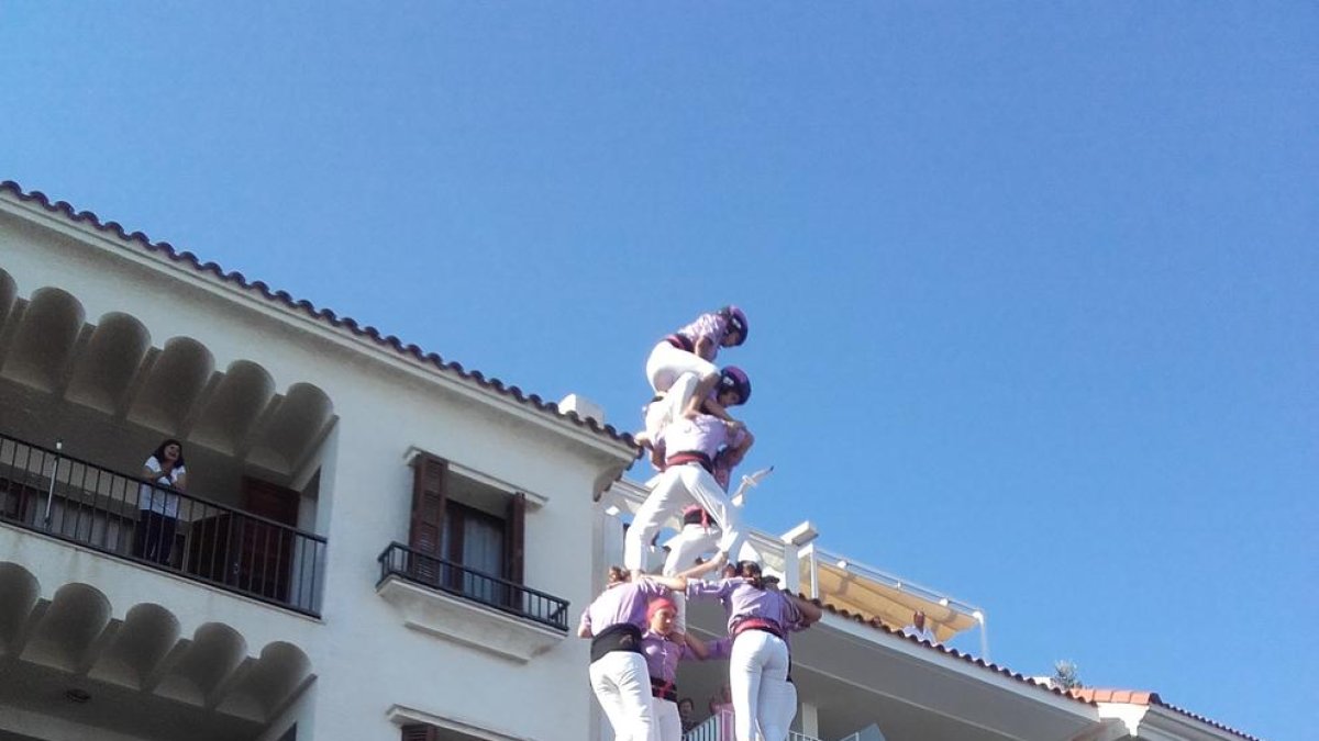Castells de rodaje de la Jove en Cambrils