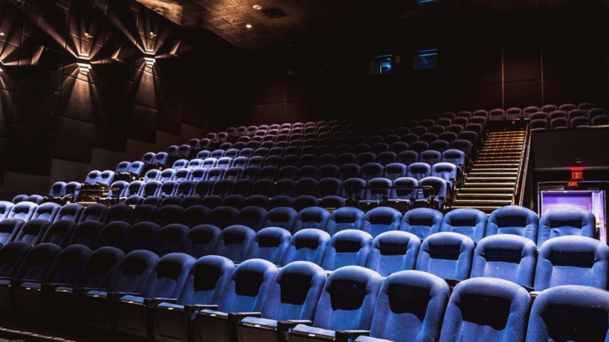 Els cinemes de Catalunya continuaran oberts al públic limitant l'aforament de les sales a un terç