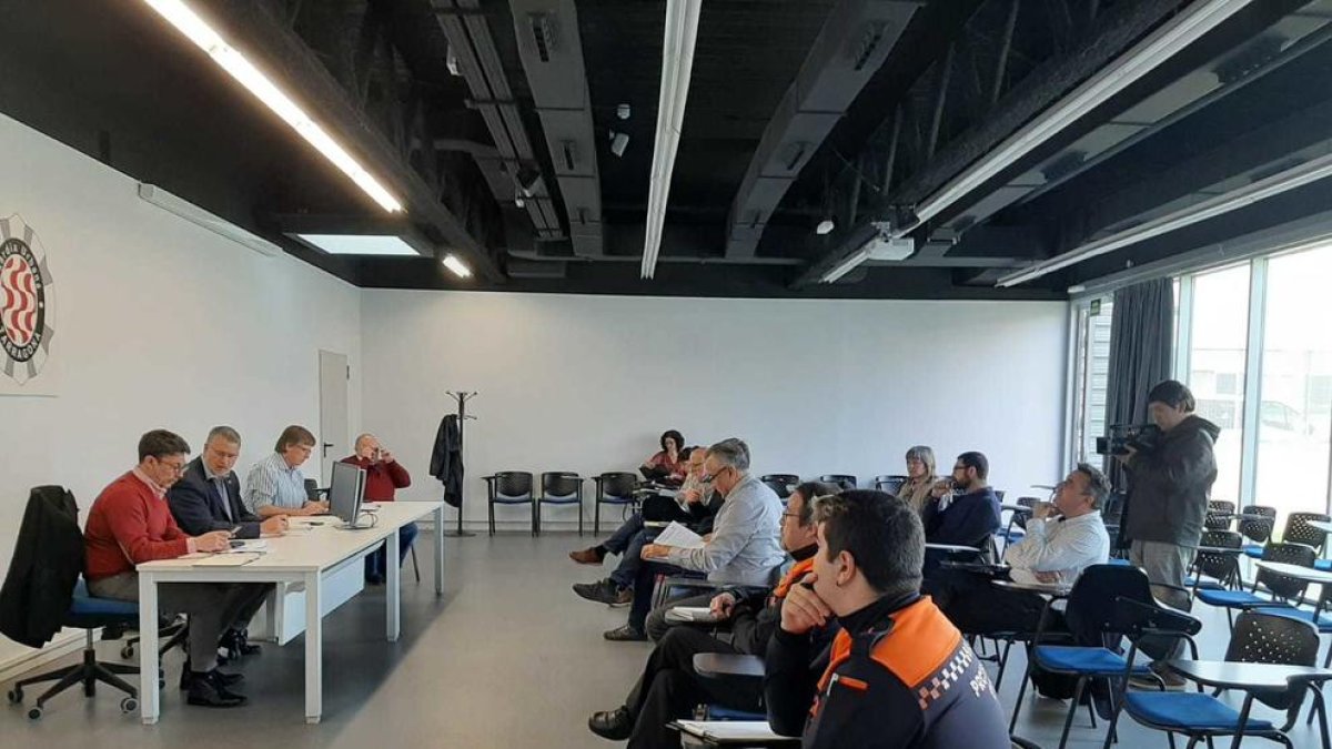 Tarragona estudia mesures per protegir els sensesostre i limita l'afluència al tanatori