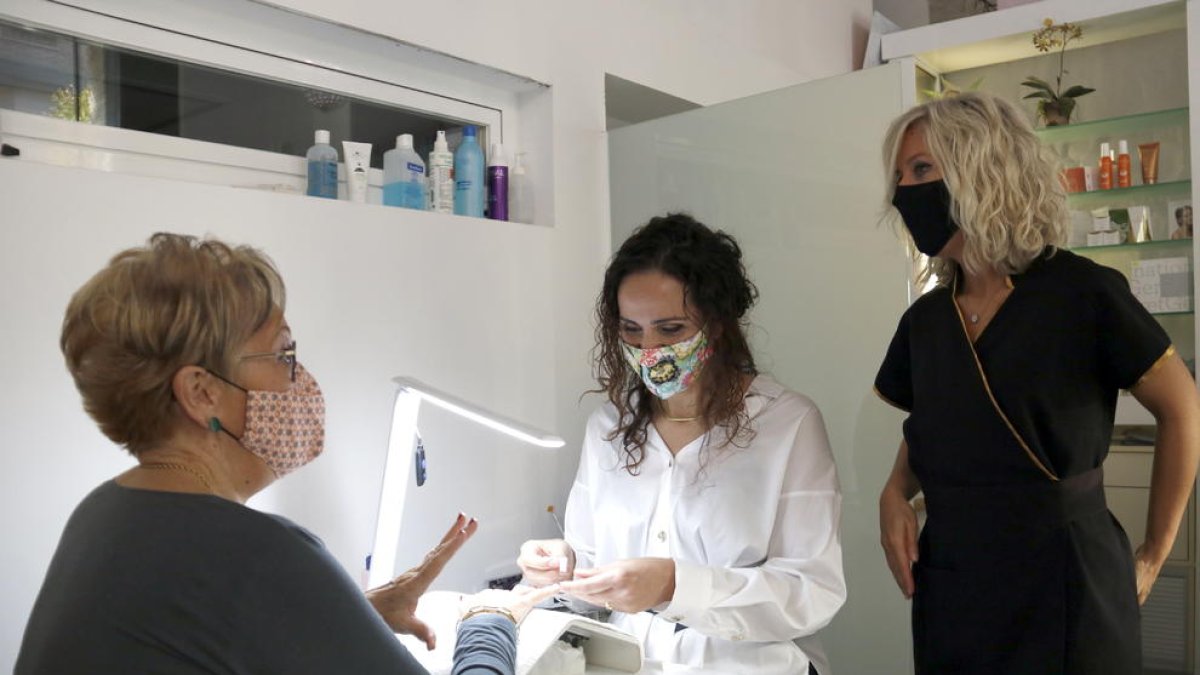El sector de l'estètica reobre portes després de «lluitar moltíssim»: «Finalment ens han entès»