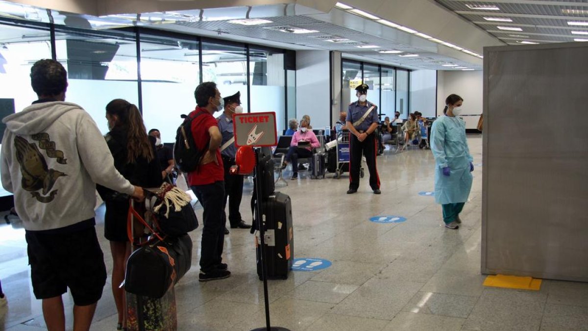 Itàlia registra 1.501 contagis i continuen augmentant els hospitalitzats