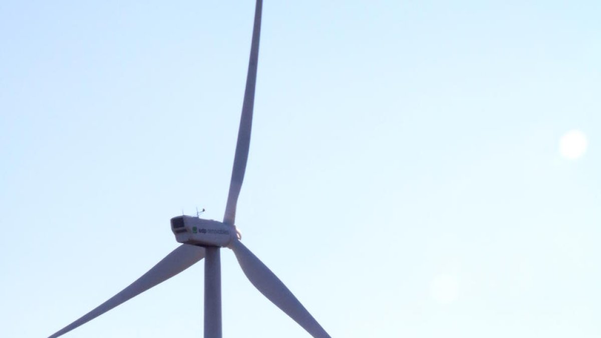 El Govern tomba els parcs eòlics de la Serra de la Creu projectats a Tortosa i El Perelló