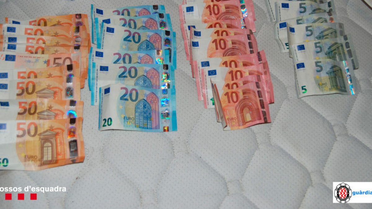 Detienen a dos personas en Campclar acusadas de tráfico de drogas