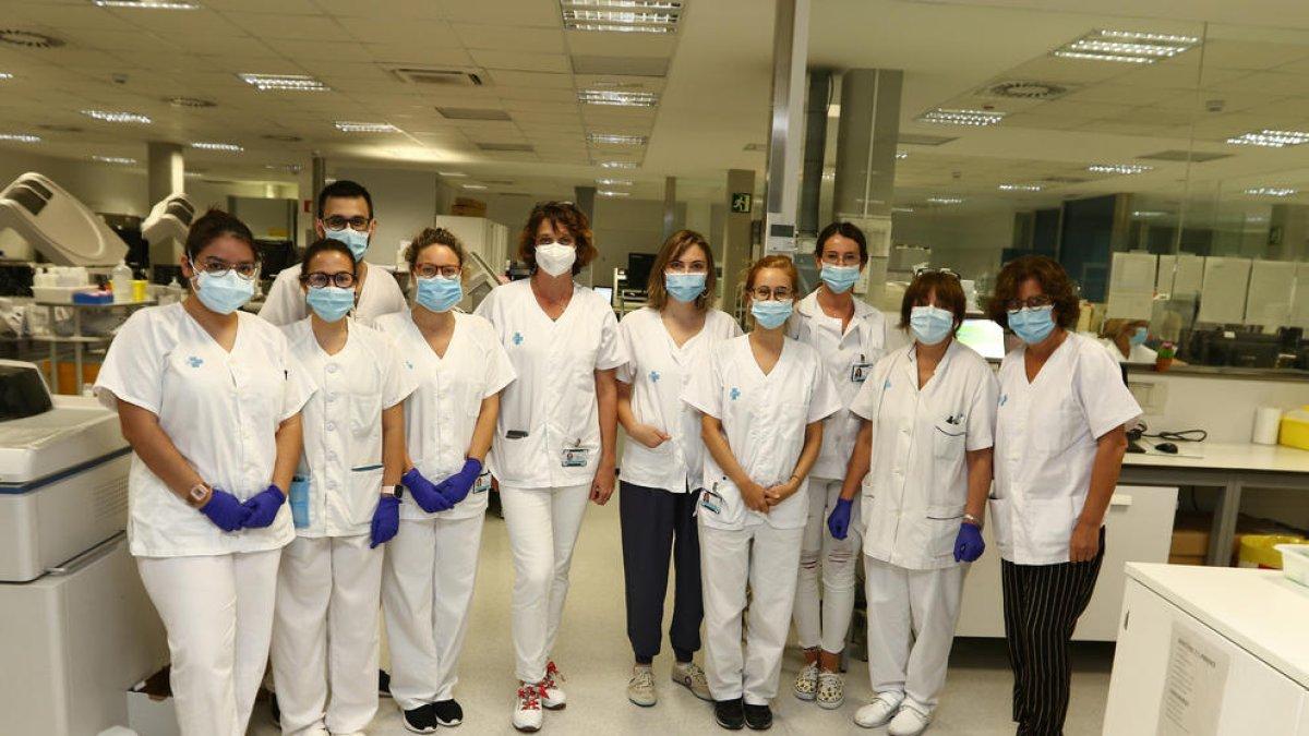 El laboratori de l'Hospital Joan XXIII ja té capacitat per fer 1.800 PCR diàries