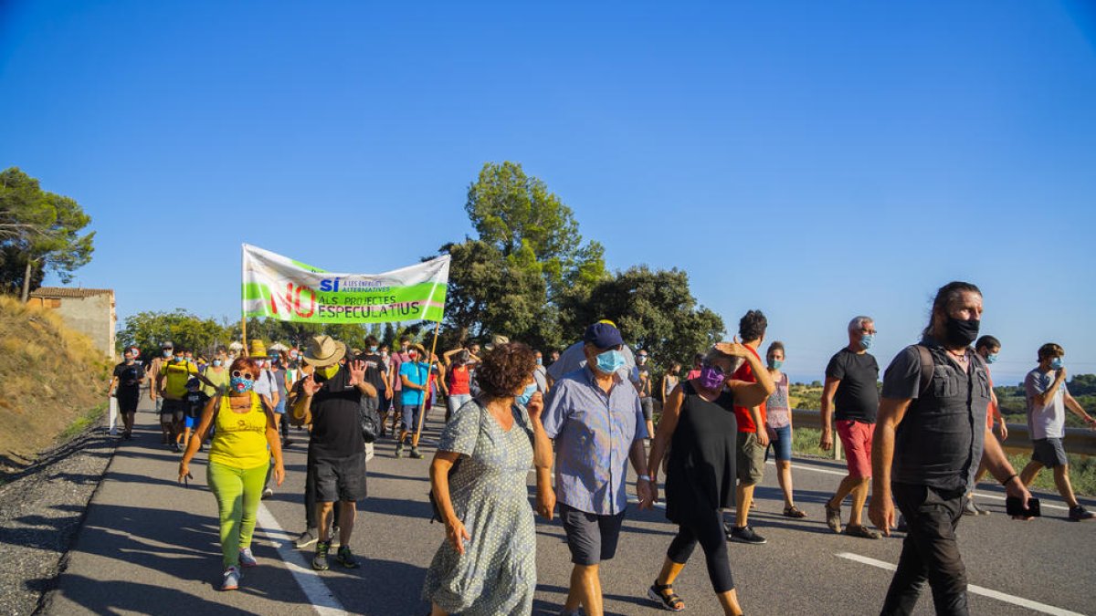 Tallen l'N-420 per rebutjar el parc eòlic Lo Vedat del Pany a Riudecols