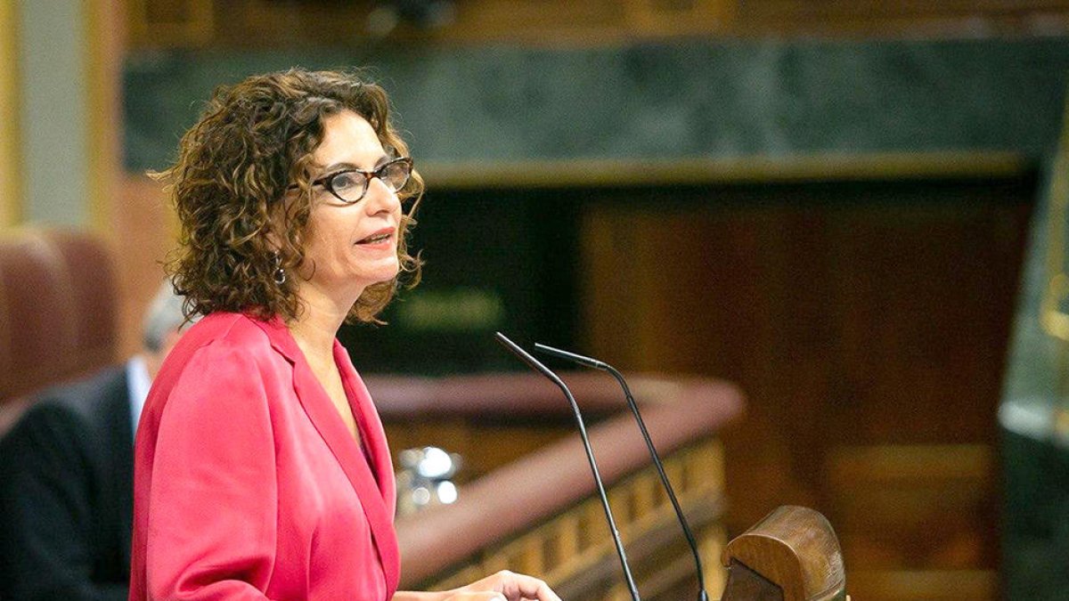 Hisenda suspenderá el techo de gasto del 2020 y permitirá a los ayuntamientos gastar su superávit