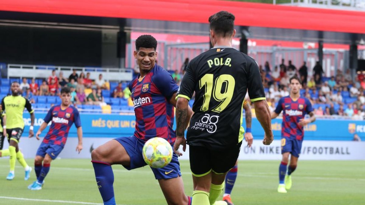 El Barça B encadena sis partits sense guanyar fora de l'Estadi Johan Cruyff