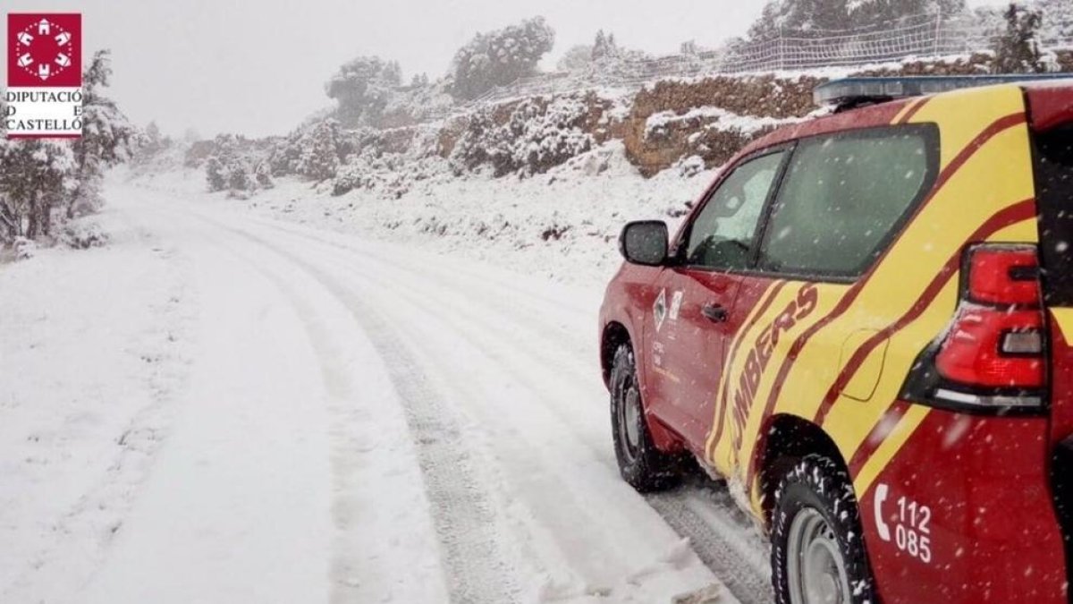 Cierran el acceso a la cima del Mont Caro por la nevada
