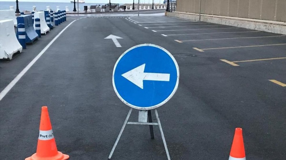 Protección Civil alerta de una situación «complicada» por el temporal y pide evitar actividades marítimas y en zonas de árboles