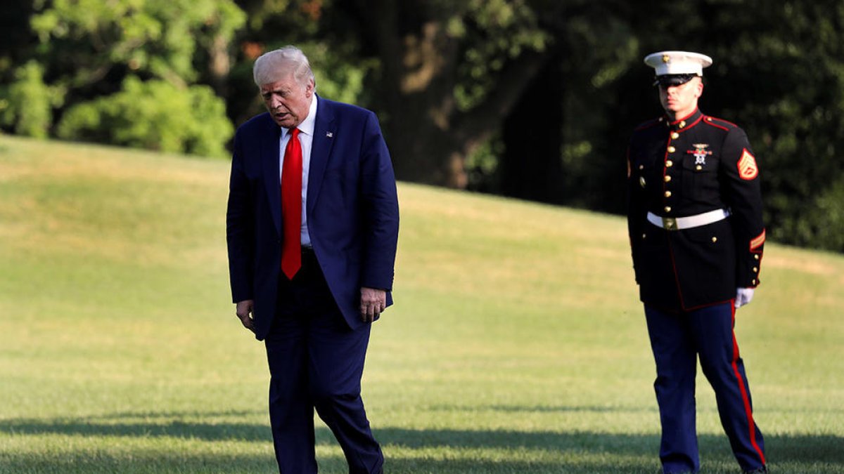 La sobrina de Trump, autora de un polémico libro, cree que su tío tiene que dimitir