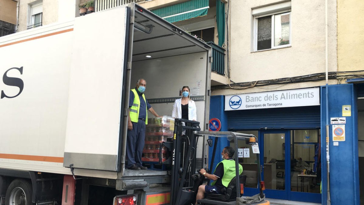 Mercadona dona 10.000 quilos de productes al Banc dels Aliments de Tarragona