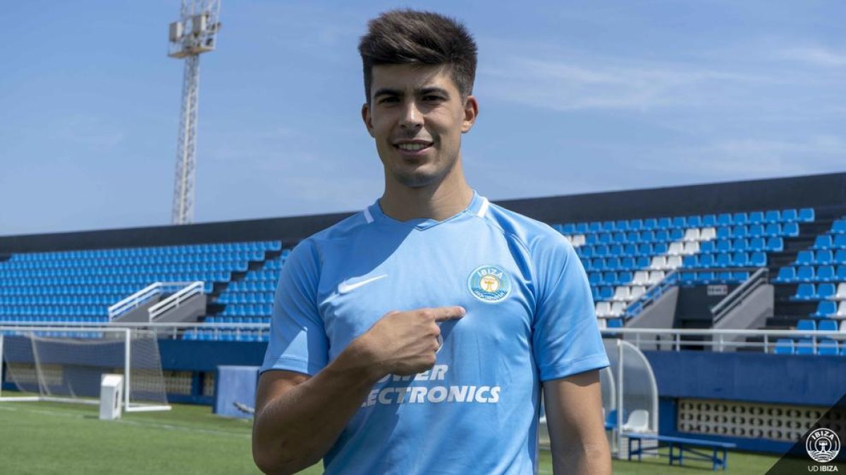 El Nàstic cierra la defensa con la llegada de Quintanilla