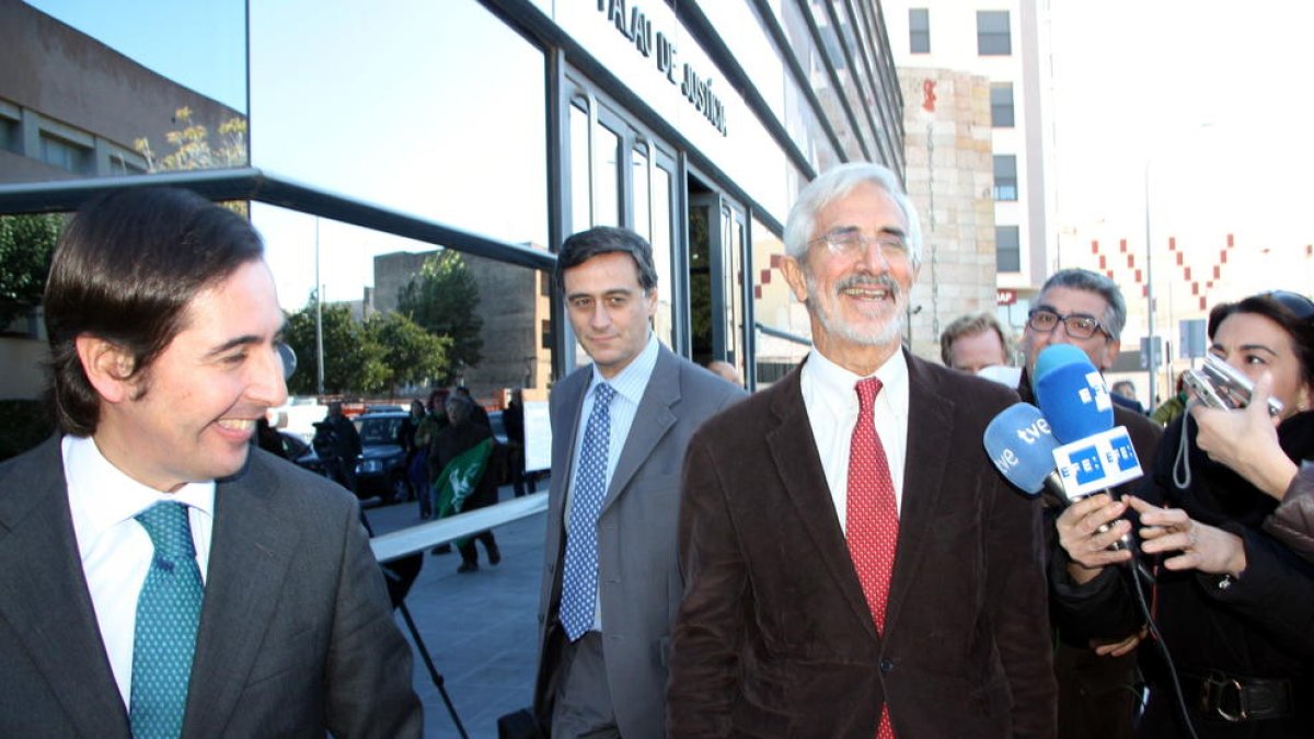 Piden siete años de prisión para los dos directivos del proyecto Castor