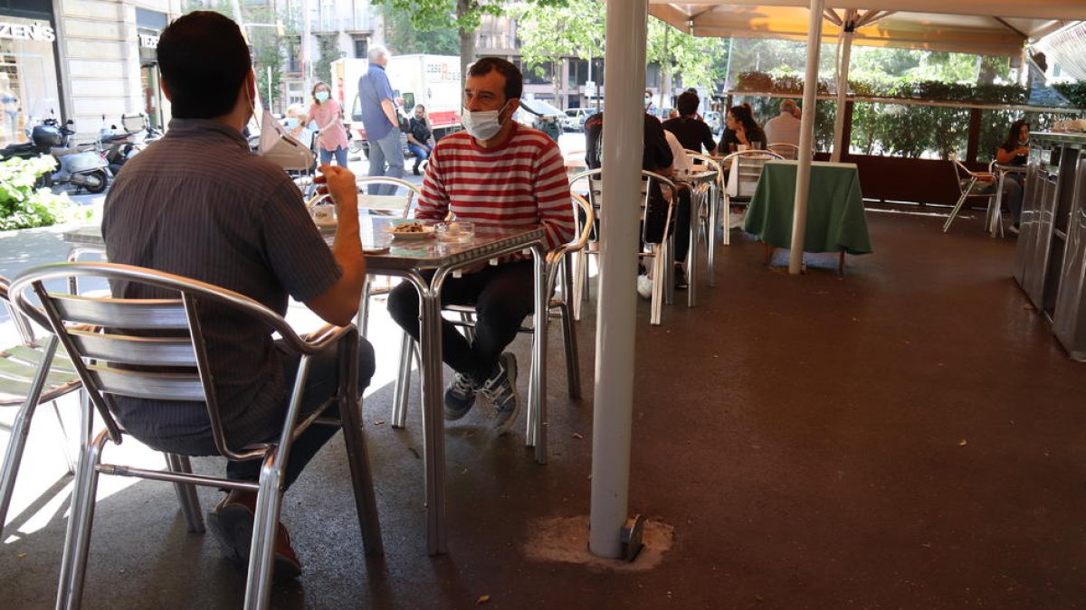 Salud propone unificar las regiones sanitarias de Barcelona, y las áreas metropolitanas norte y sur