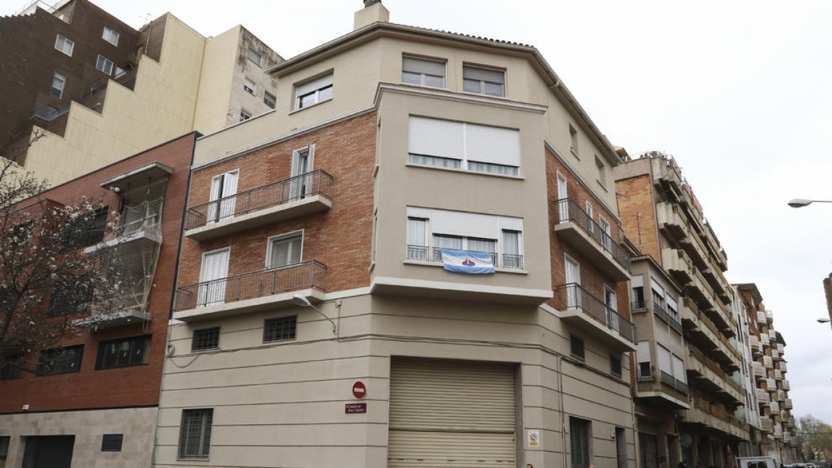 Llaman a poner colgaduras en los balcones de Reus y «pedir protección» a Misericordia