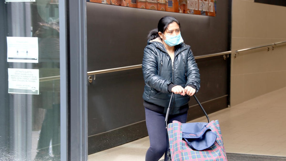 El Estado español registra 2.538 nuevos positivos y supera los 13.700 casos de coronavirus, con 598 muertos|muertes