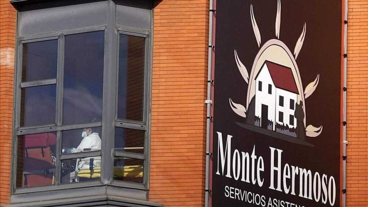 La fiscalía de Madrid investigará las muertes por coronavirus en la residencia de abuelos Monte Hermoso
