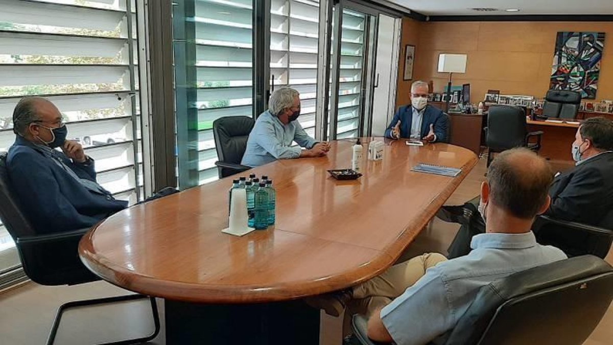 L'alcalde de Salou es reuneix amb el nou president de l'Associació Hotelera per consolidar el bon posicionament del municipi a nivell turístic