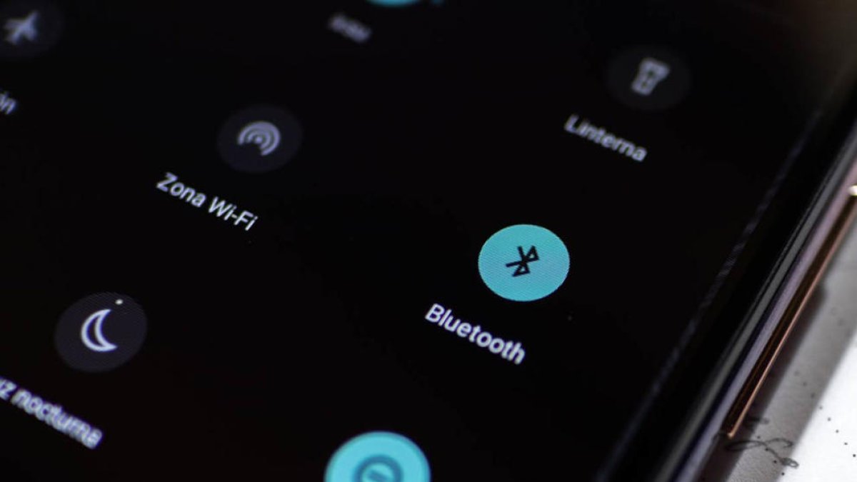 Una vulnerabilitat en Bluetooth permet manipular les claus d'autenticació que aparellen dispositius