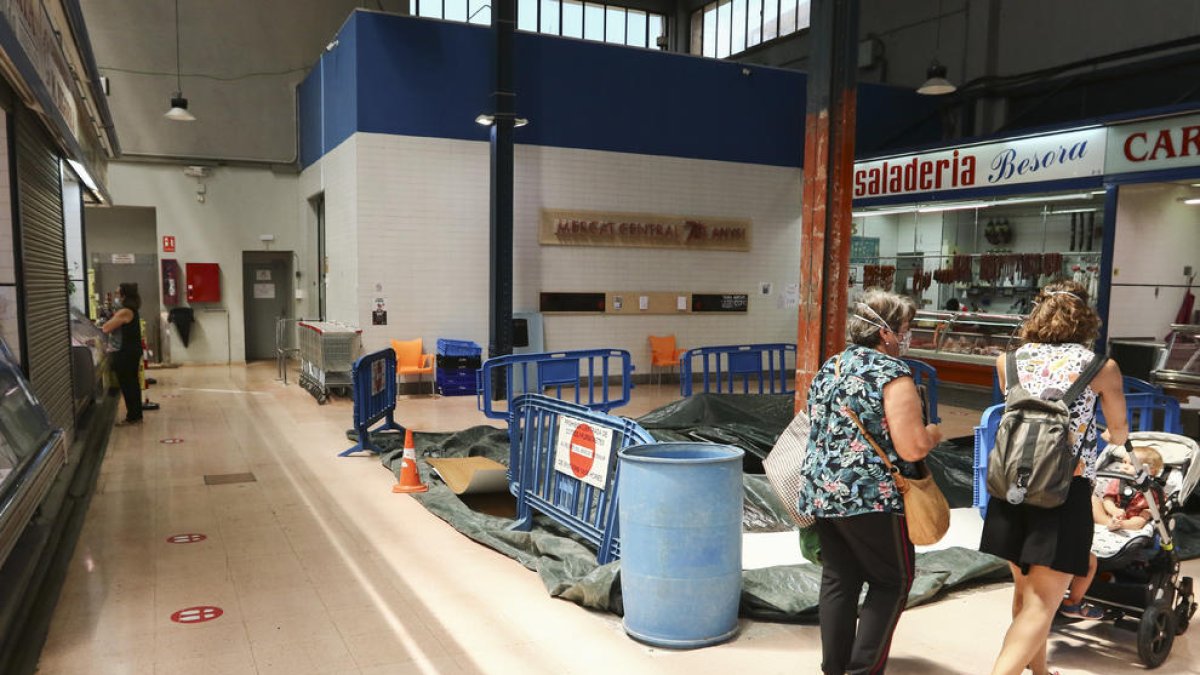 El Mercat Central de Reus omplirà 17 parades lliures, sense cap trasllat del Carrilet
