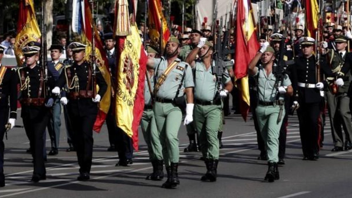 Defensa suprimeix la desfilada militar del 12 d'octubre per la covid-19