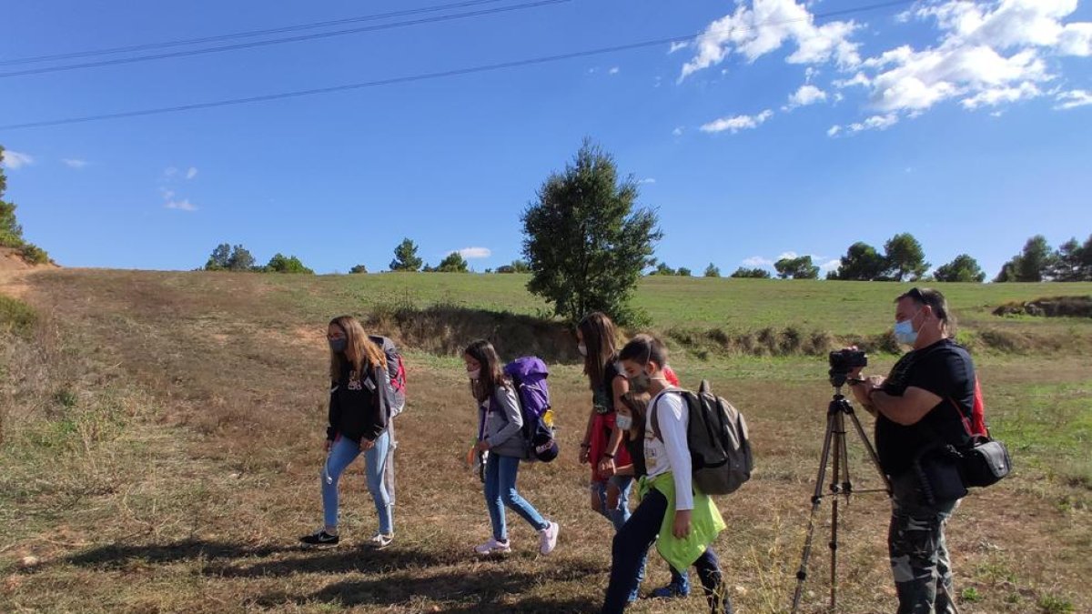 Ruedan en Sarral un largometraje basado en un libro de relatos escrito por los vecinos durante la pandemia