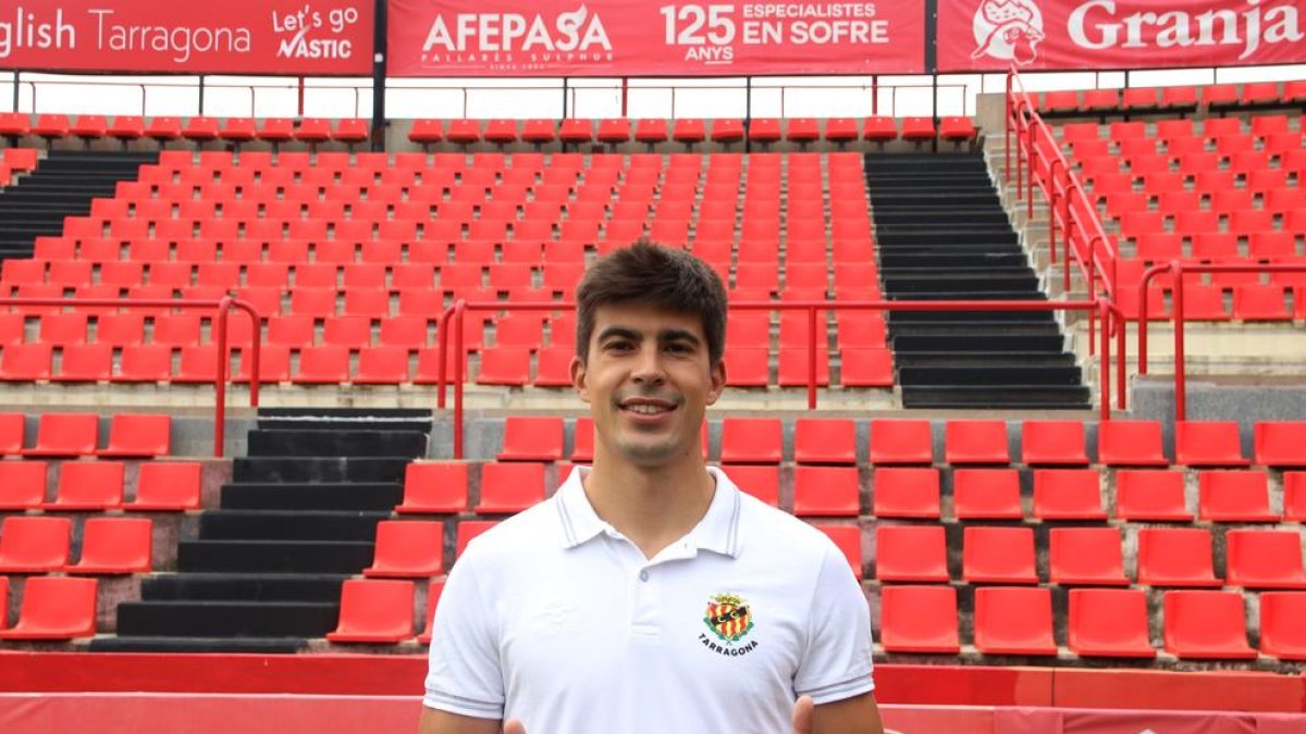 OFICIAL: Quintanilla, nuevo jugador del Nàstic