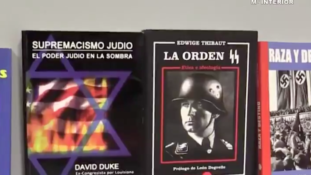Dos detinguts a la Pobla de Cérvoles i a Alacant per enaltiment del terrorisme racista