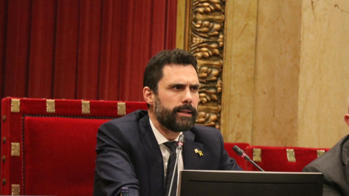 Torrent para de nuevo el pleno para que la Mesa debata una reconsideración de JxCat para|por su propuesta sobre Tuesta