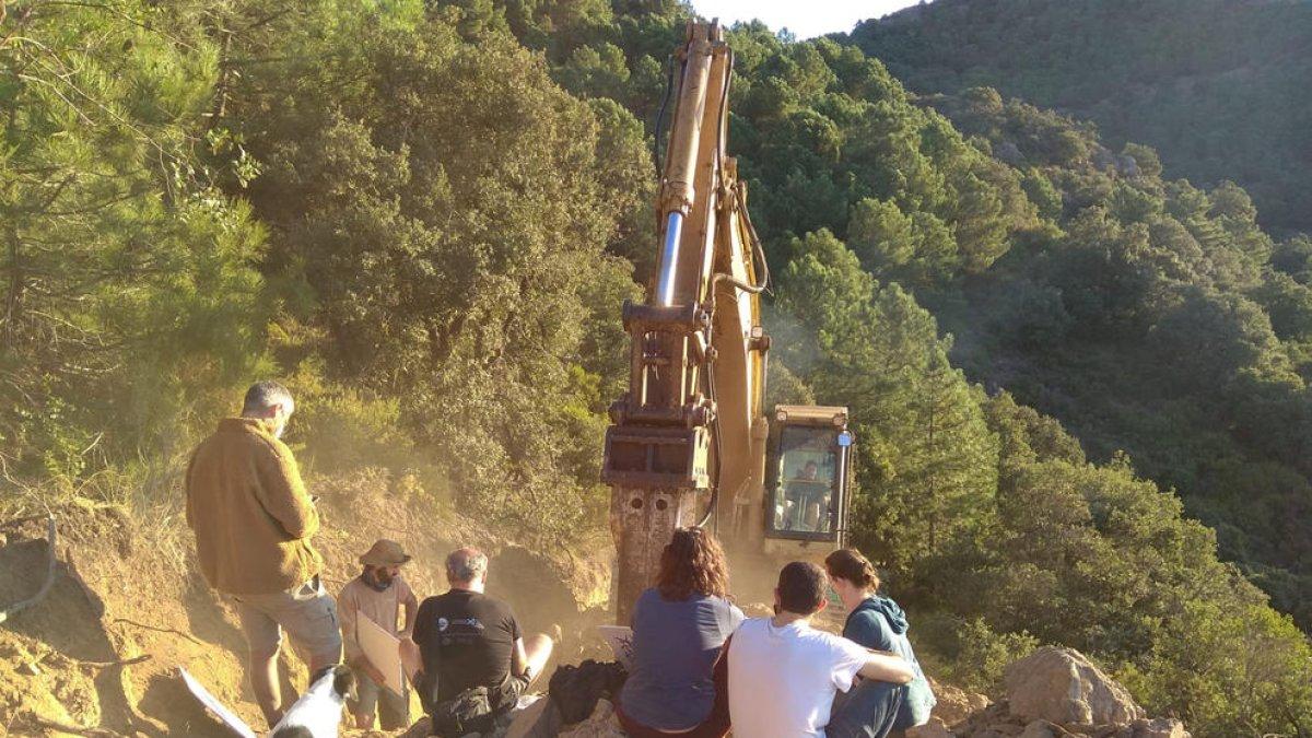 Denuncian que la central eólica de Vedat del Pany se construye con autorizaciones caducadas