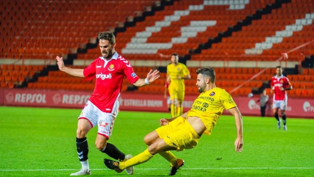 El Nàstic afronta la darrera setmana del mercat de fitxatges amb feina pendent