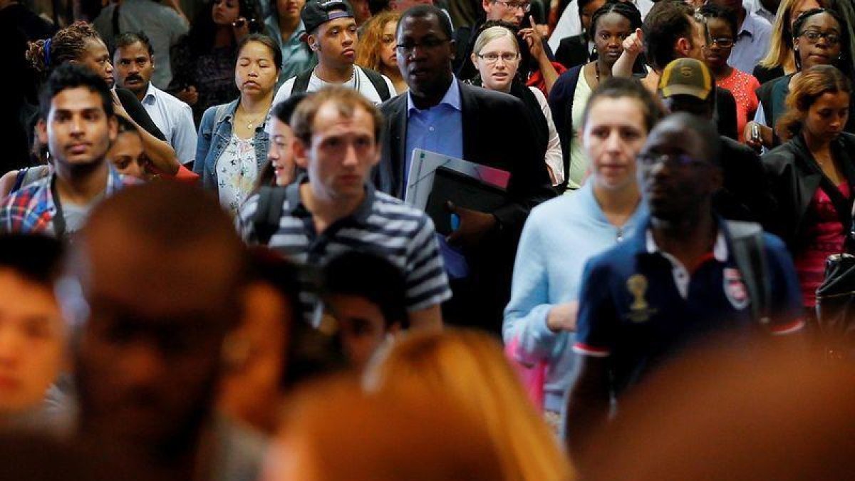 Los hombres cobraban 6.350,35 euros anuales más que las mujeres en Cataluña en 2019