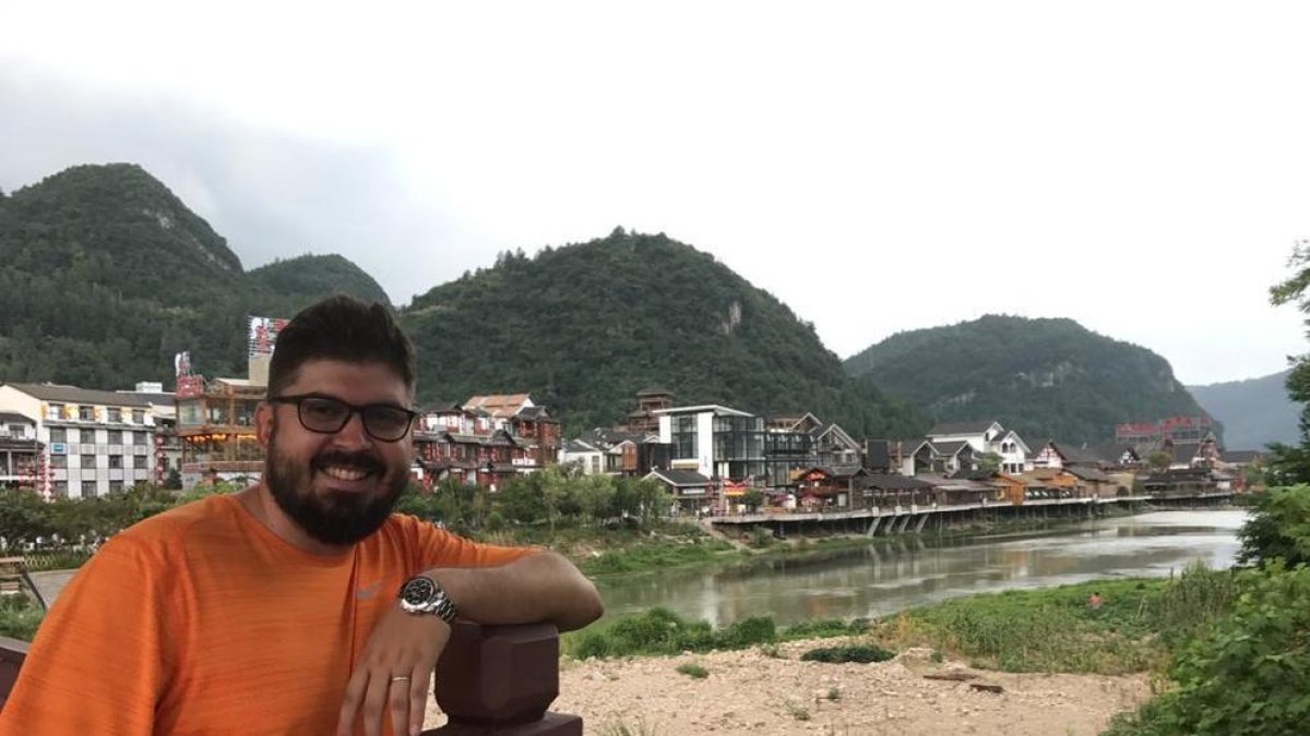 Grita a la solidaridad para conseguir material para|por el Hospital Joan XXIII