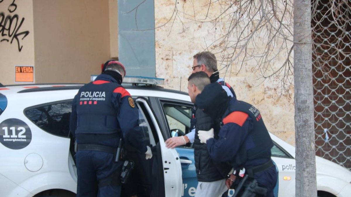Almenys sis detinguts en l'operatiu policial a Calafell per l'onada de robatoris