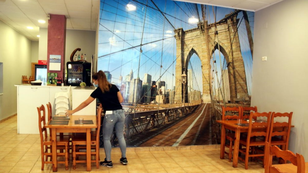 Discreta arrancada de los restaurantes en las Terres de l 'Ebre con optimismo y recelo