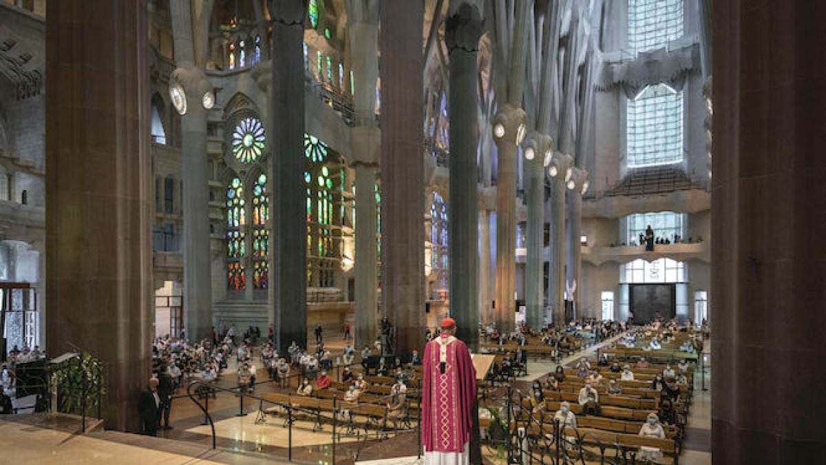 La Generalitat expedientará a la Iglesia por la misa de la Sagrada Familia