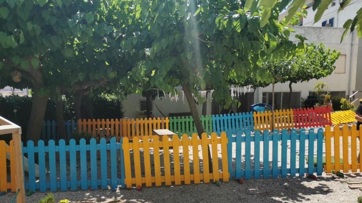 Aislados seis menores y sus familias por un positivo en un jardín de infancia de Amposta