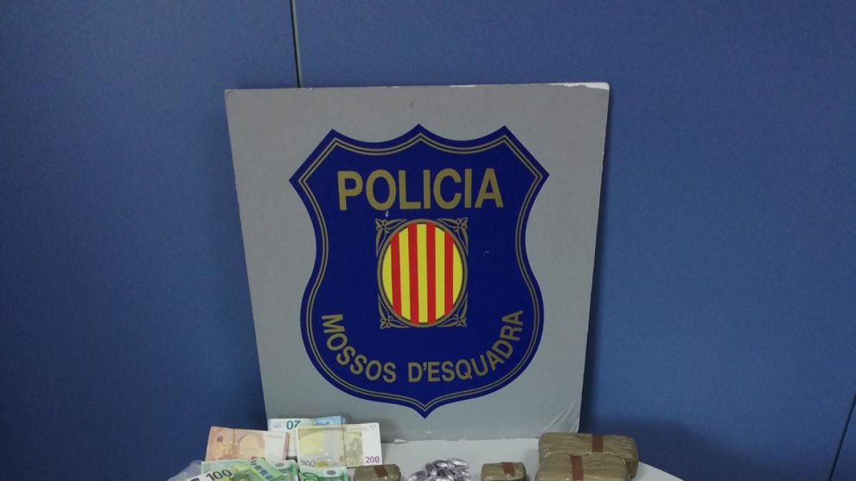 Desmantelada una organización criminal dedicada en venta de drogas en el Penedès y en el Garraf