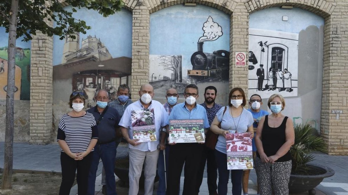 La FAVR anima «a la gent de barri a comprar a prop de casa»