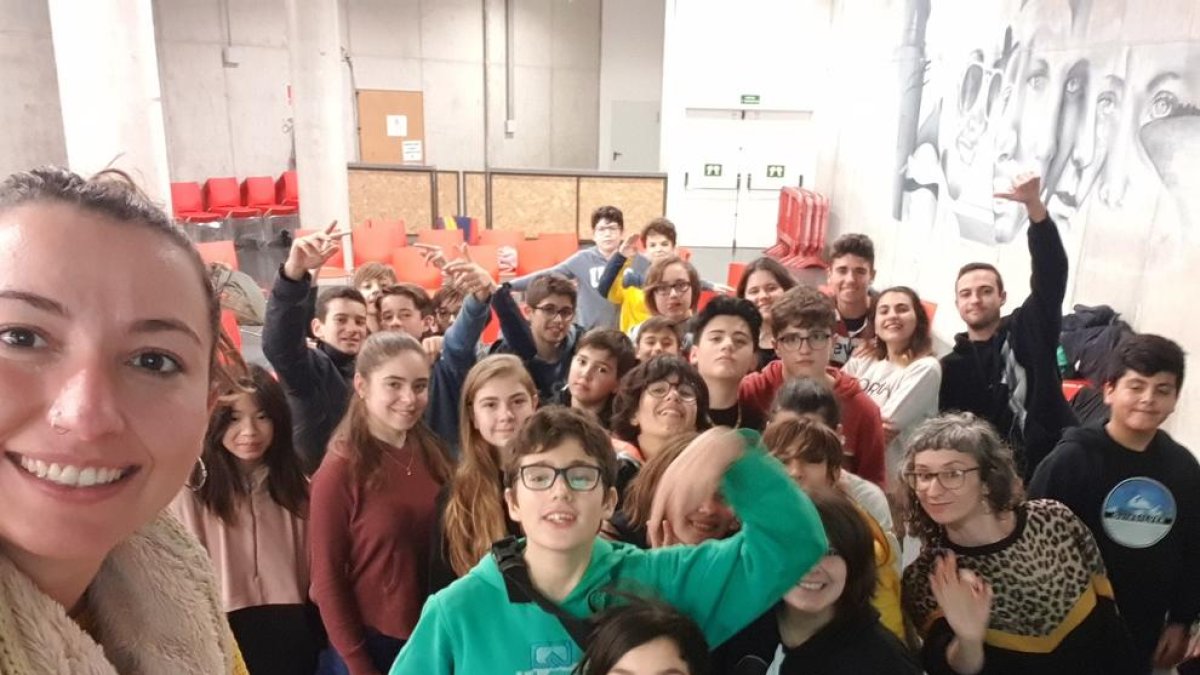 Los y las Corresponsales Jóvenes de Cambrils celebran el primer encuentro del año