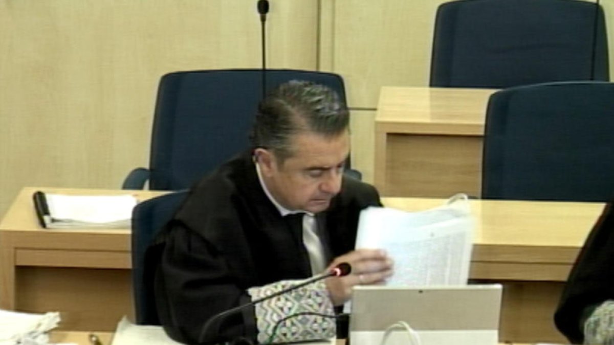 El número 2 de Baena cree que Trapero asesoraba al Gobierno pero que «quizás no era consciente»